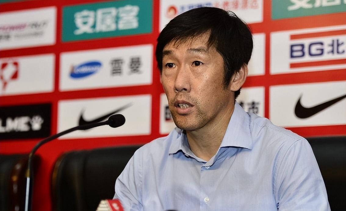 鲁能客场失利于成都蓉城，韩鹏执教之路或将经受考验